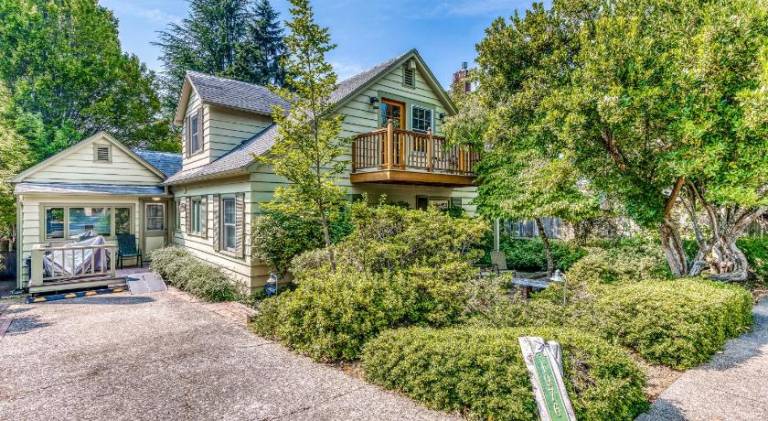 Vacation home with 2 rooms for 4 persons in Eugene, OR