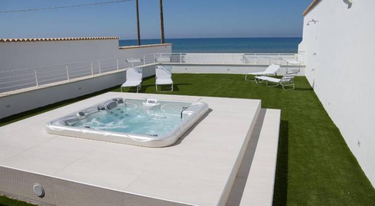 Charming villa with hot tub | Next to the beach | Pet-friendly — photo 5