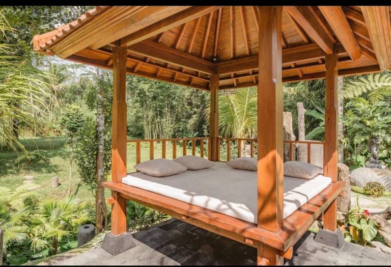 Villa with terrace, jacuzzi & pool | Perfect for remote work | Dogs allowed — photo 3