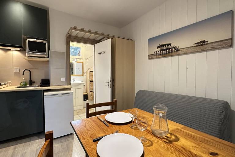 Family-friendly lovely chalet with terrace, pool & yard | Dogs allowed — photo 3