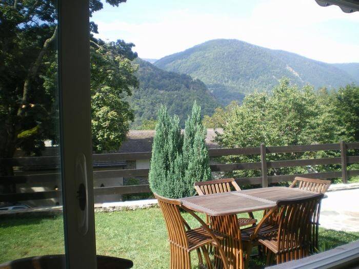 Rental apartment with grill & yard | Mountain view — photo 3