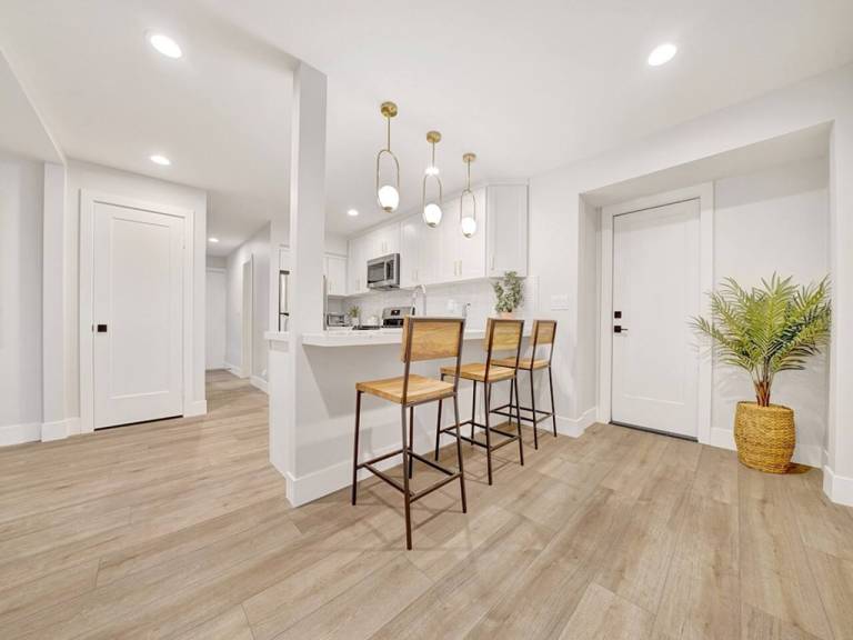 House  Fullerton