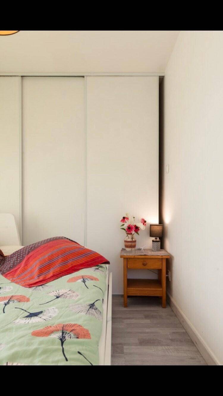 Refuge des voyageurs - chambre suite et cuisine en rdc — photo 5