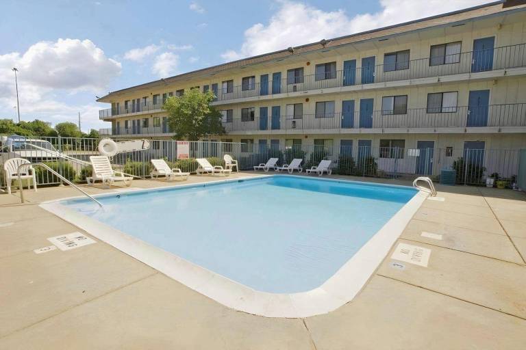 Travel Inn — photo 2