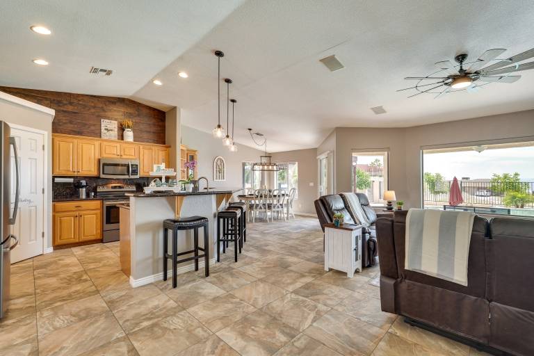 Pet Friendly w/ Private Pool: Lake Havasu Home! — photo 4