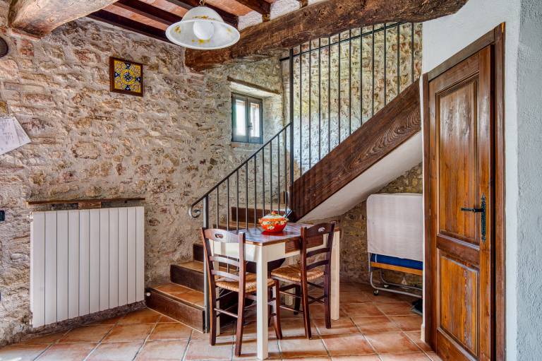 Farmhouse 'Casale Storico Xvii Sec - Tulipano' with Mountain View and Shared Pool — photo 4