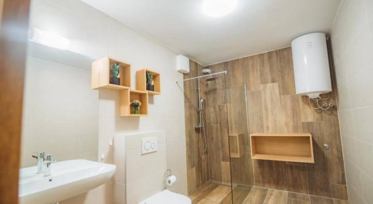 Family-oriented lovely rental apartment with terrace, barbecue & garden | Ski nearby | Pets are welcome — photo 2