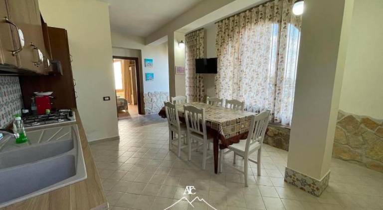 Lodge with pool, grill & yard | Close to the beach | Perfect for remote work | Pets are welcome — photo 5