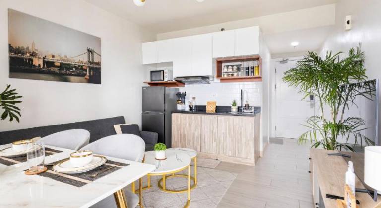 Holiday apartment with pool, patio & yard | Suitable for remote work — photo 3