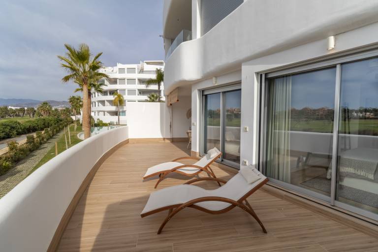 Beautiful rental apartment with pool, terrace & garden | Golf view | Next to the beach | Pets allowed — photo 4