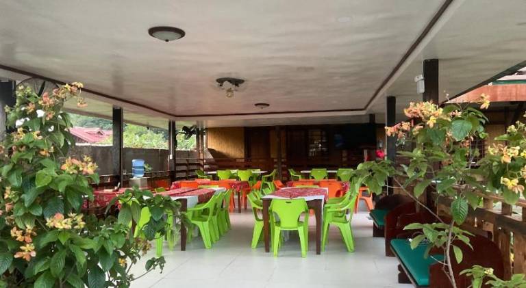 Spacious rental apartment with barbeque, yard & terrace | Perfect for remote work | Pets allowed — photo 3