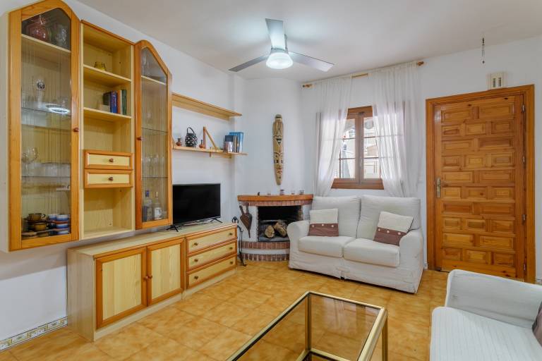 Holiday Home 'Playa Arenales Del Sol' with Sea View, Wi-Fi and Air Conditioning — photo 4