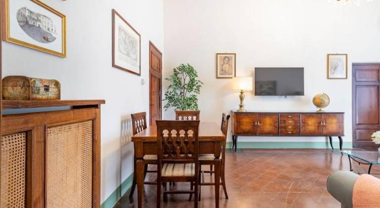 Elegant Historic Residence 50m Puccini Museum AC — photo 3