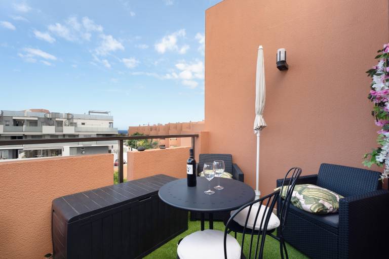 Vacation Home "Ático Beach Sotavento" with Shared Pool & Wi-Fi — photo 4