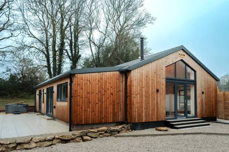 Perfect Booking Hot Tub Cabin With Log Burner