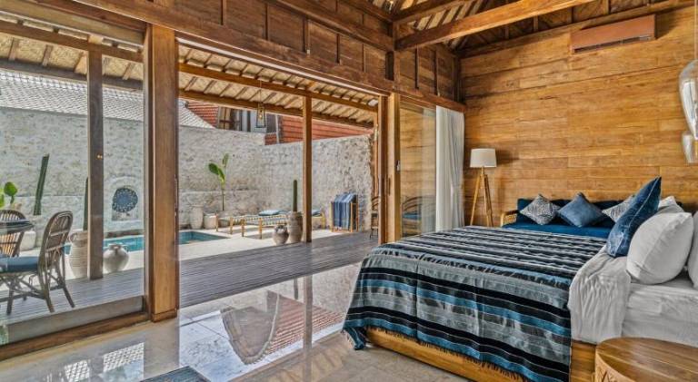 Beautiful villa with pool | Next to the beach | Pets are welcome — photo 2