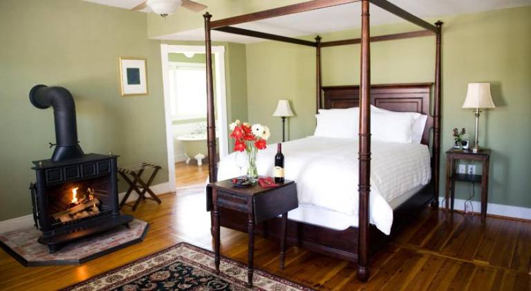 Hopkins Ordinary Bed, Breakfast and Ale Works — photo 2