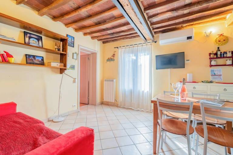 Apartment 'Il Balconcino' with Balcony, Wi-Fi and Air Conditioning — photo 4