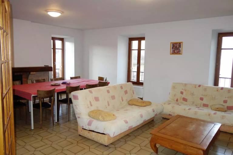 House with terrace, yard & barbeque | Garden view — photo 2