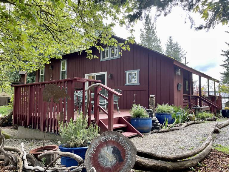 Cabin Lakebay