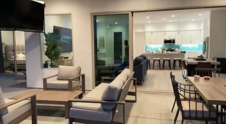 Fully equipped spacious villa with terrace, yard & private pool | Good for workation | Pets allowed — photo 5