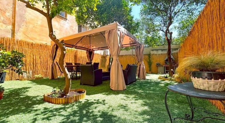 Rental apartment with 3 rooms for 7 persons in Cagliari