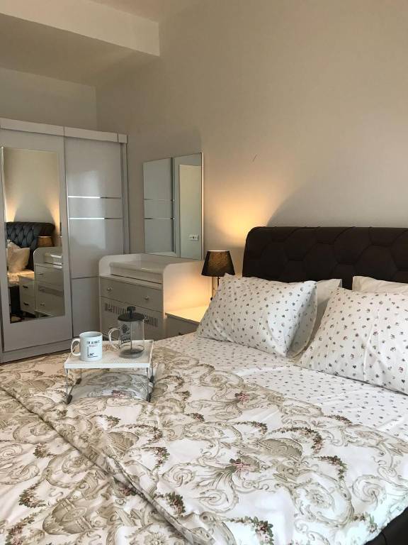 Rental apartment with pool in Istanbul