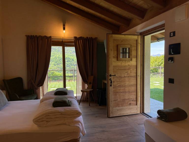 Room 'Zulayha' with Mountain View, Wi-Fi and Air Conditioning — photo 3