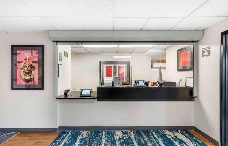 Extended Stay America Select Suites - Chicago - Naperville - West — photo 5