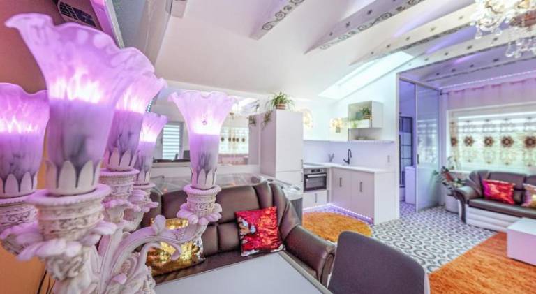 Rental apartment with pool & jacuzzi in Vilnius