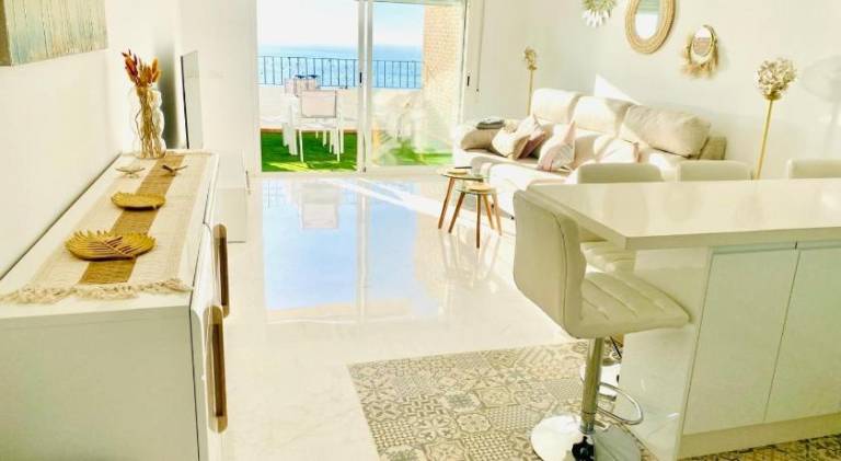 Rental apartment with pool in Almunecar