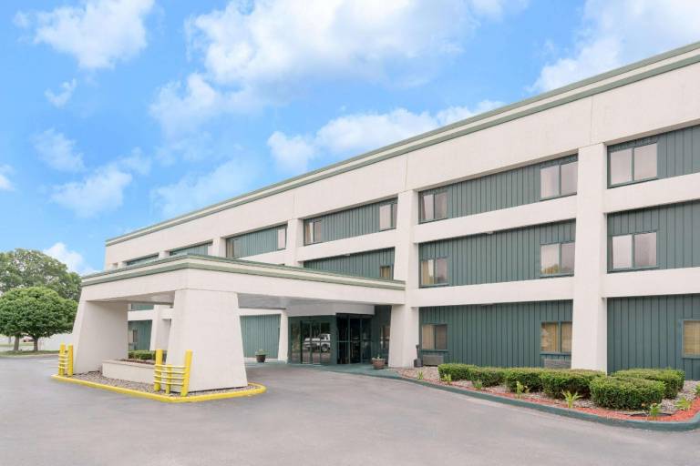 Baymont by Wyndham La Crosse/Onalaska in Onalaska, WI