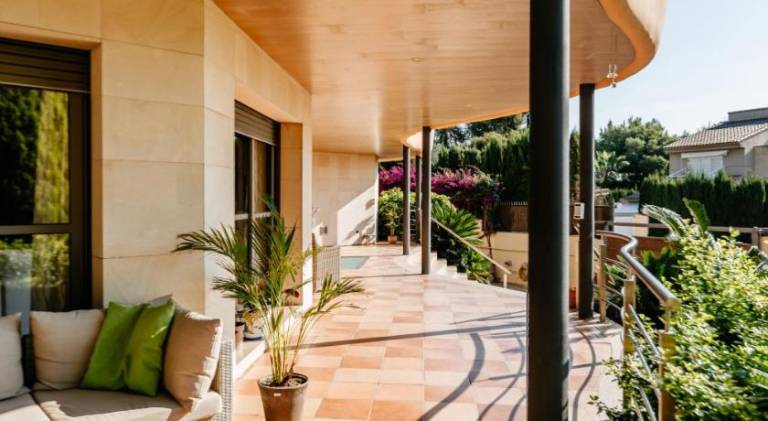 Lushville - Luxurious Villa with Pool in Valencia — photo 5