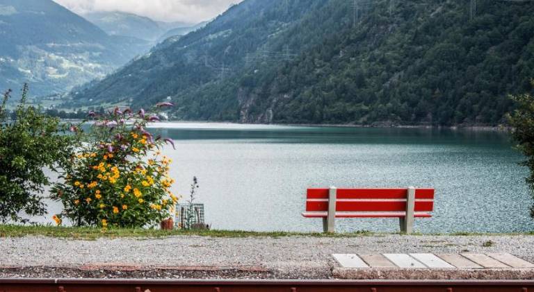Hotel Bed & Rooms, Corte Rossa -1 Min Walk To Bernina Express — photo 5