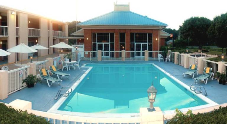 Baymont by Wyndham Warrenton — photo 2