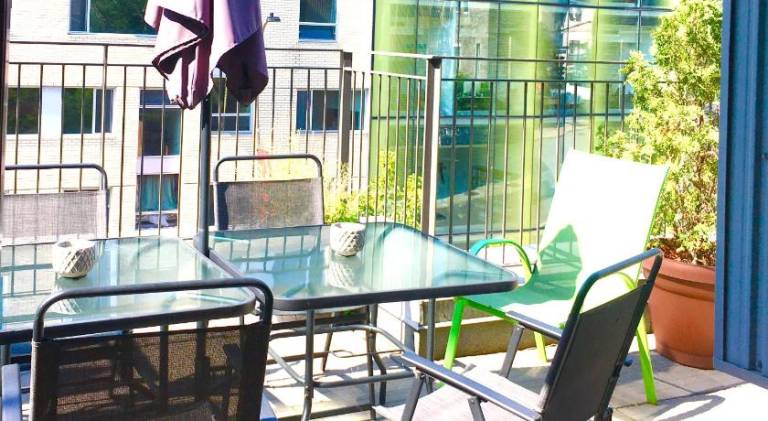 ApartHotelMontreal by Les Terrasses Saint Urbain 2225I2 — photo 4