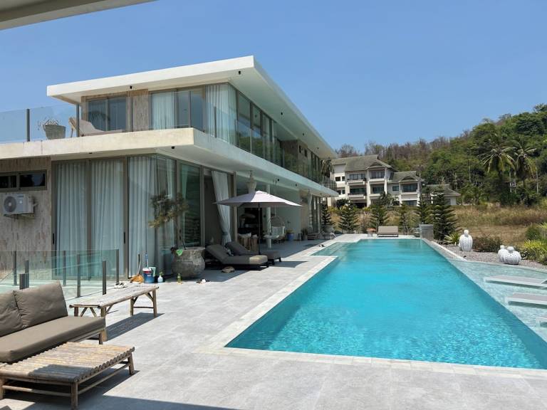 Villa  Cha-am
