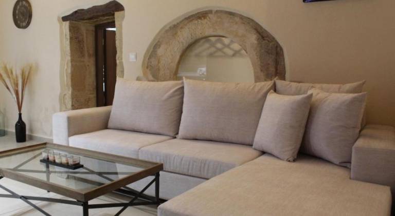 Villa with pool | Pets are welcome — photo 4