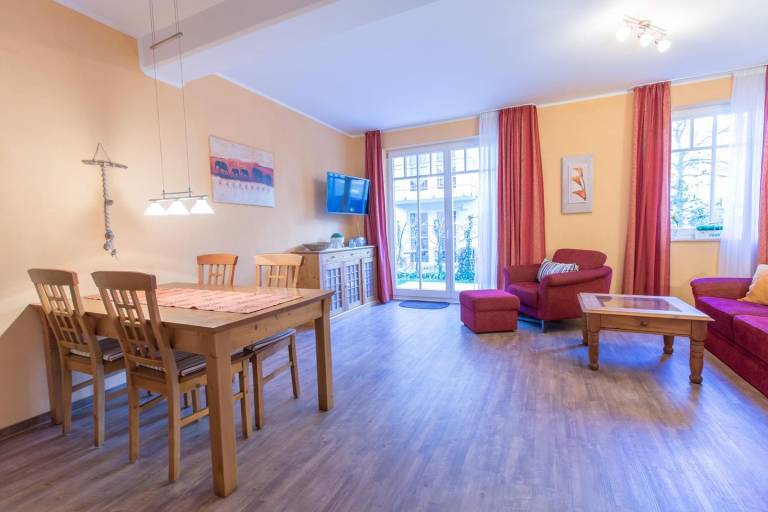 Willkommen in der Villa Senta. Willkommen im Ostseebad Kühlungsborn. — photo 3