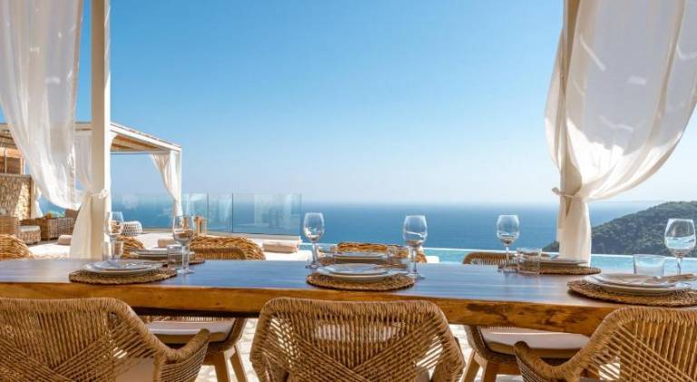 Villa with patio, garden & pool | Next to the beach | Pet-friendly — photo 4