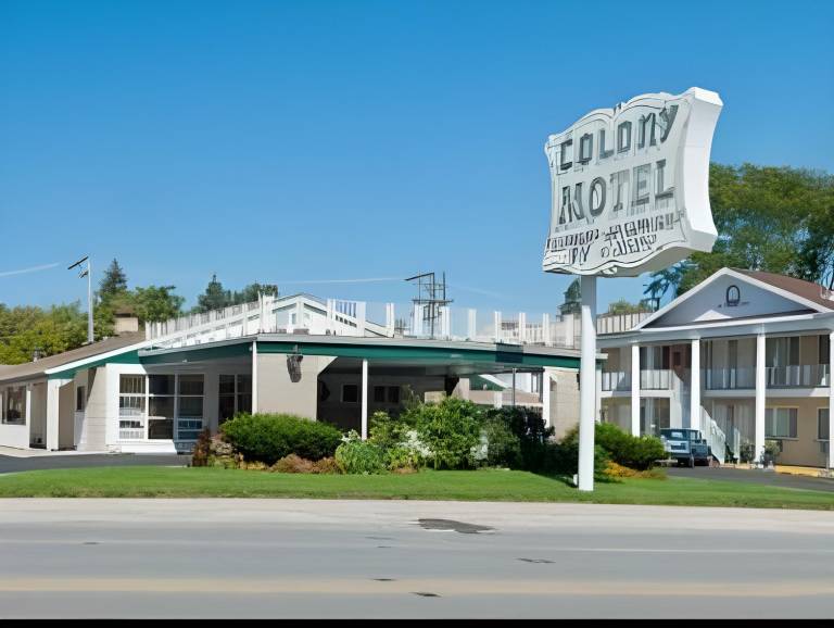 Motel Brookfield