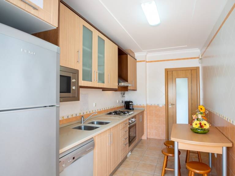 Fully equipped wonderful rental apartment with pool, yard & barbecue | Pets are welcome — photo 5