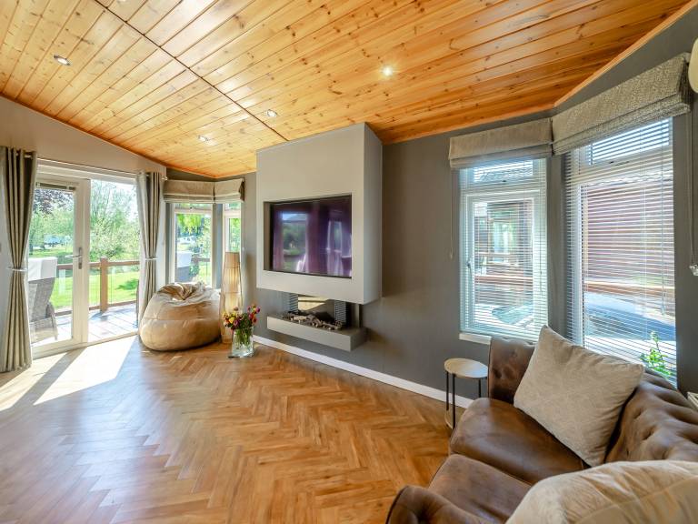 Cottage with terrace | River view — photo 5