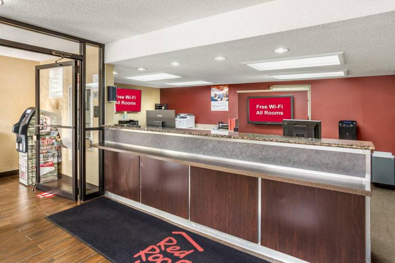 Red Roof Inn Tinton Falls - Jersey Shore — photo 5