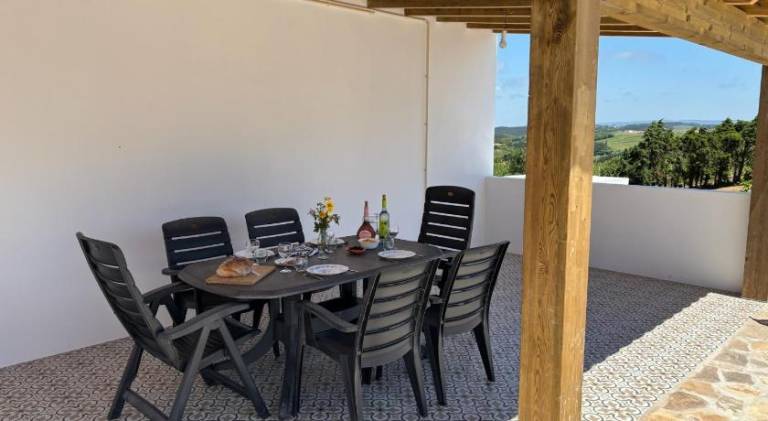 House with barbeque, patio & garden — photo 4
