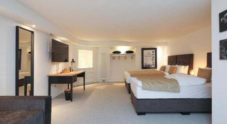 Apartment with 2 rooms for 6 persons — photo 2