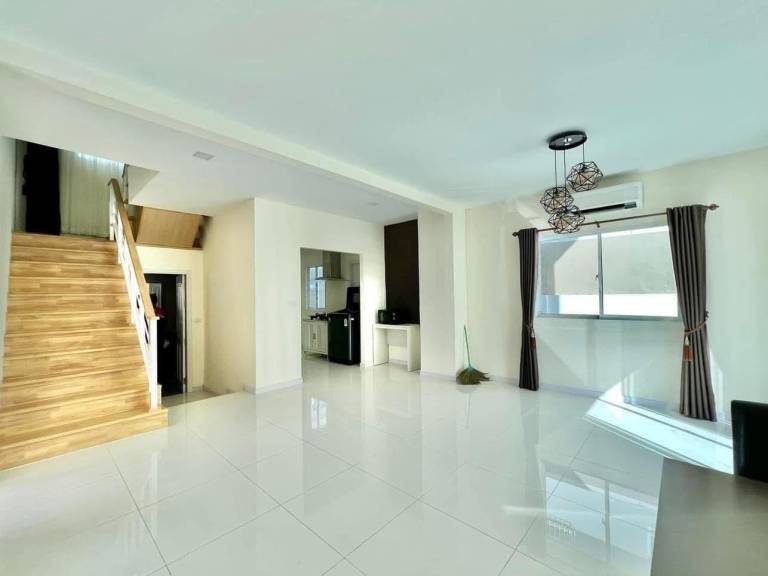 Nice house with pool & garden | Good for workation | Dogs allowed — photo 3
