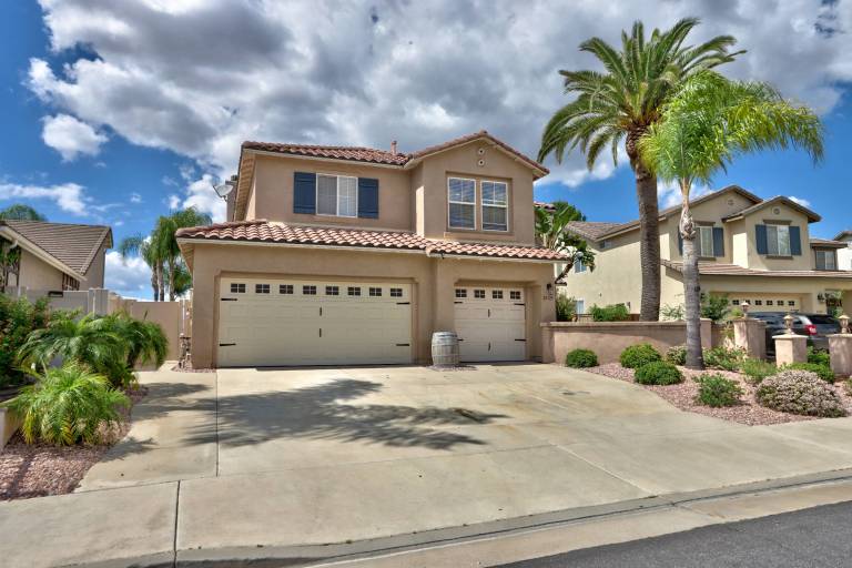 House with BBQ, jacuzzi & private pool | City view | Suitable for remote work — photo 4