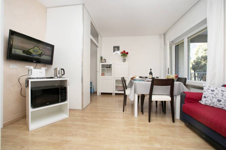 Apartment with garden & terrace | Mountain view — photo 3
