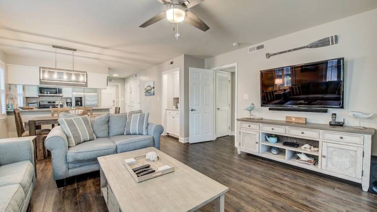 Condo  Litchfield Beach